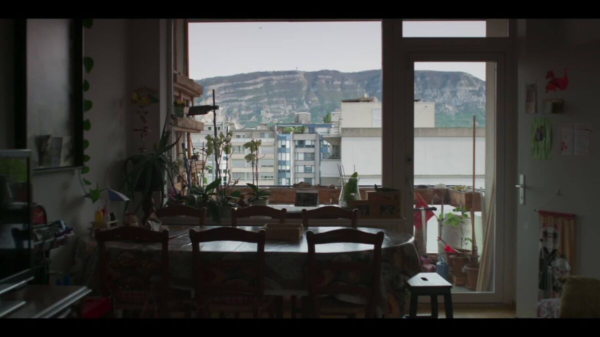 À l’intérieur